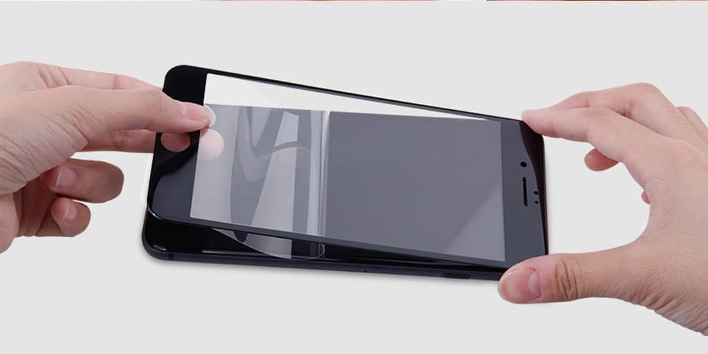 Jak założyć szkło hartowane