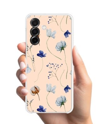 Etui do Samsung Galaxy A26 5G przeźroczyste, silikonowe Flexi, kwiatki niebieskie na pudrowym tle