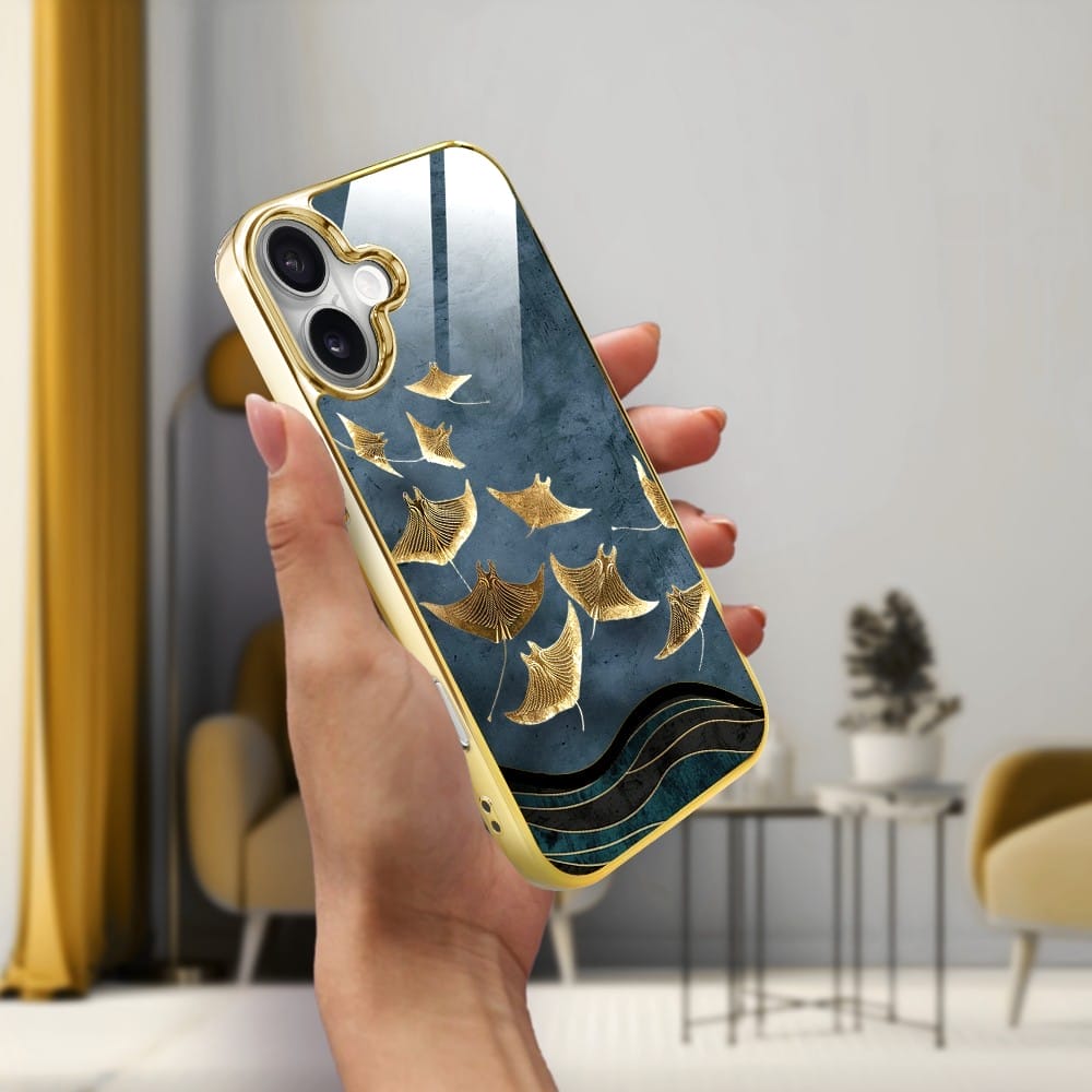 Etui do iPhone 16 IBIZU Elite Glass z MagSafe Magia Azji, Morze, Lot płaszczek, złote - obrazek 5